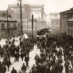 Workers at Harland and Wolff (Ulster Folk and Transport Museum)